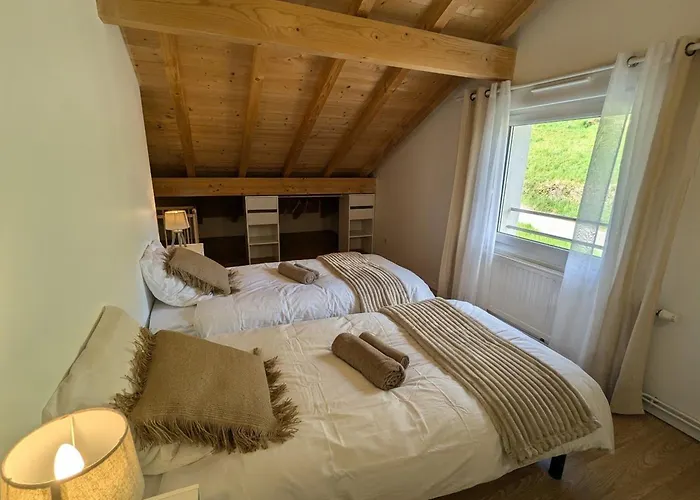 Familial A Avec Entree Privative - Fr-1-589-826 *